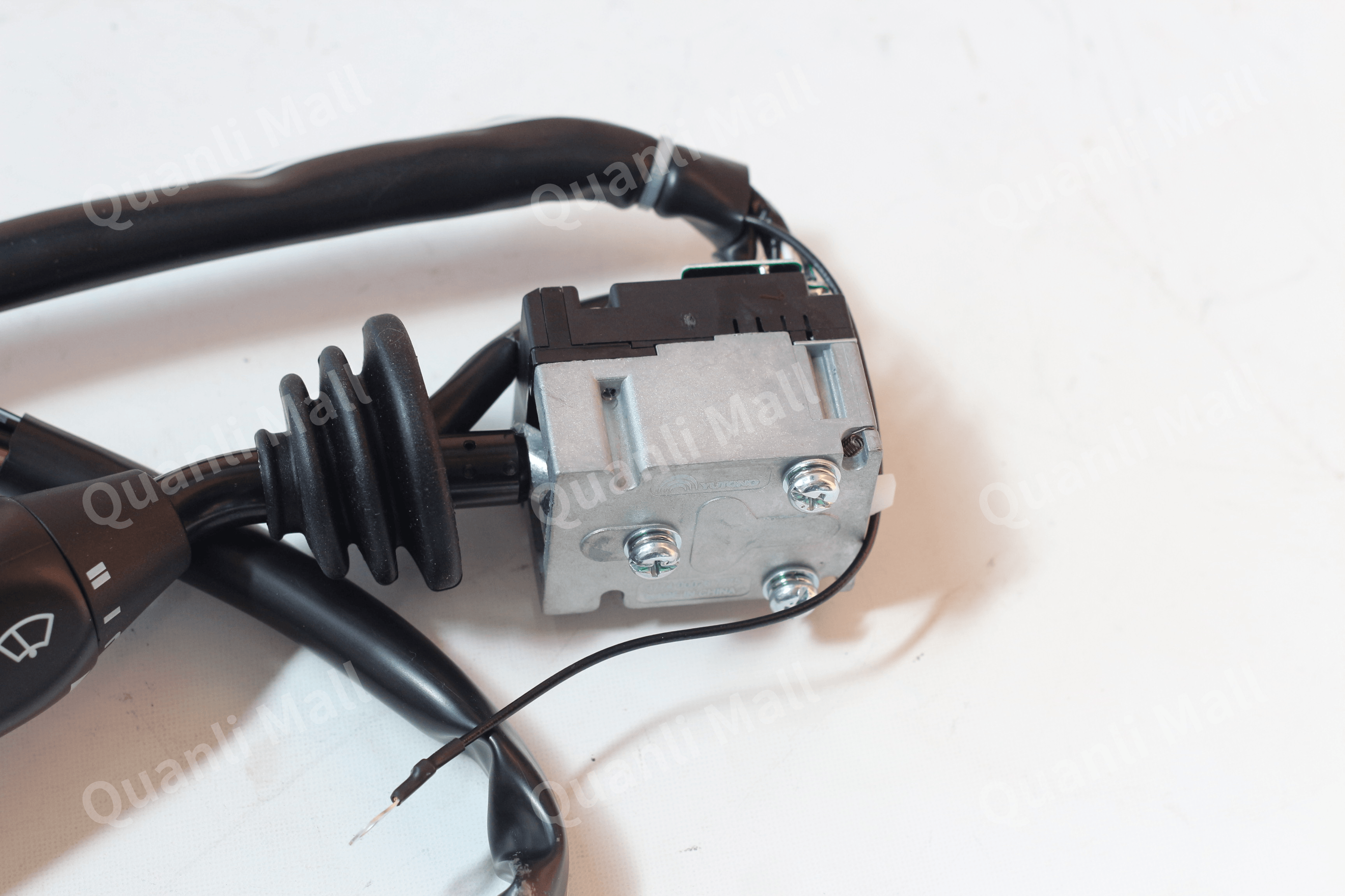 Headlight and Windshield Wiper Combination Switch 2